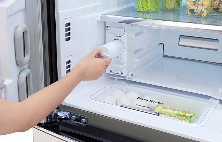 LG WATER PURIFYING REFRIGERATOR WITH 3-TIER FILTRATION SYSTEM, GR-Y31FWAHL